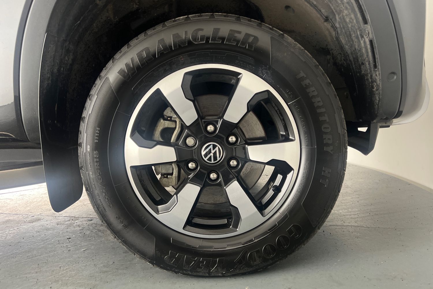 Used Volkswagen Amarok 2023 for sale - 77917871: Photo 5