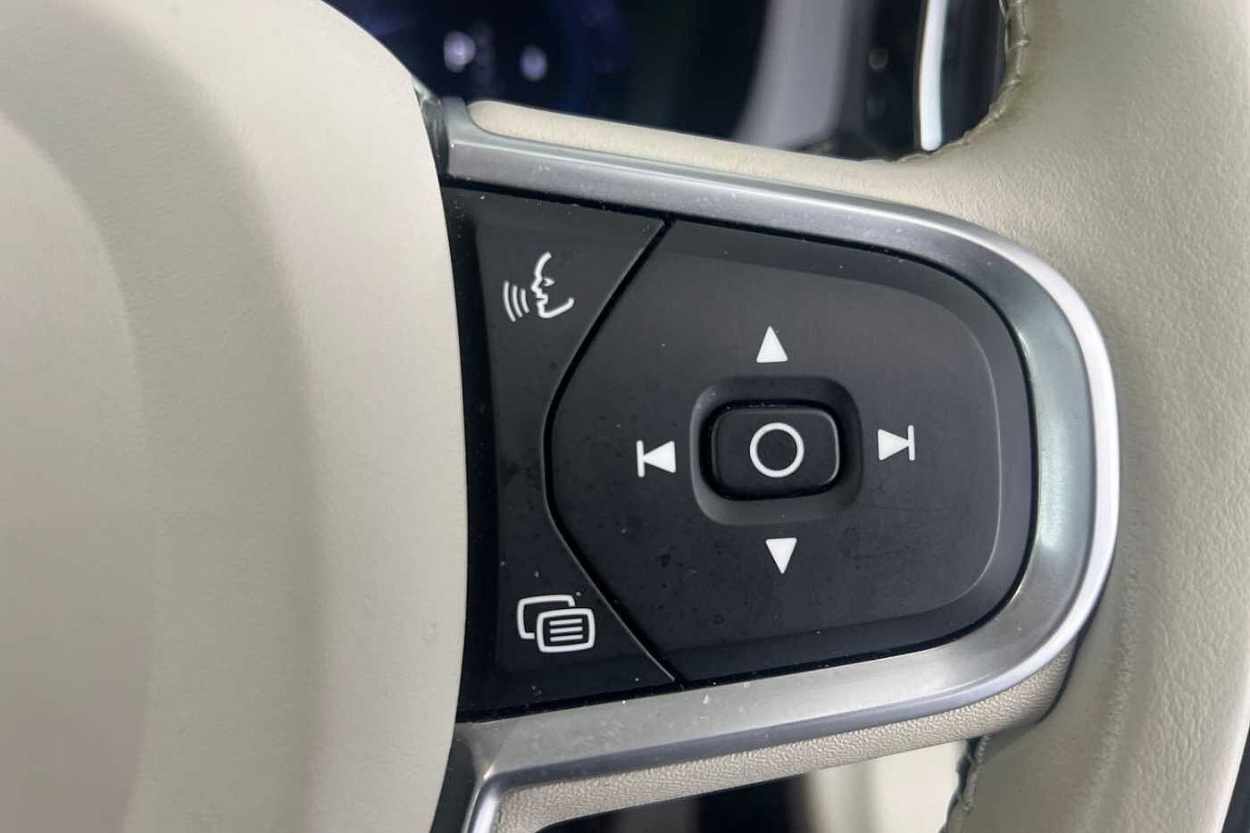 Used Volvo XC60 2022 for sale - 77614324: Photo 12