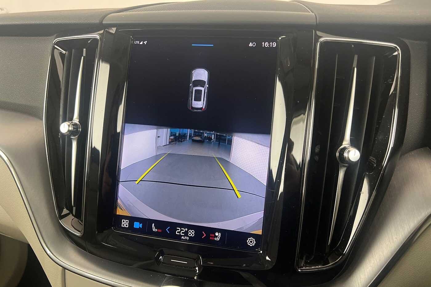 Used Volvo XC60 2022 for sale - 77614324: Photo 16