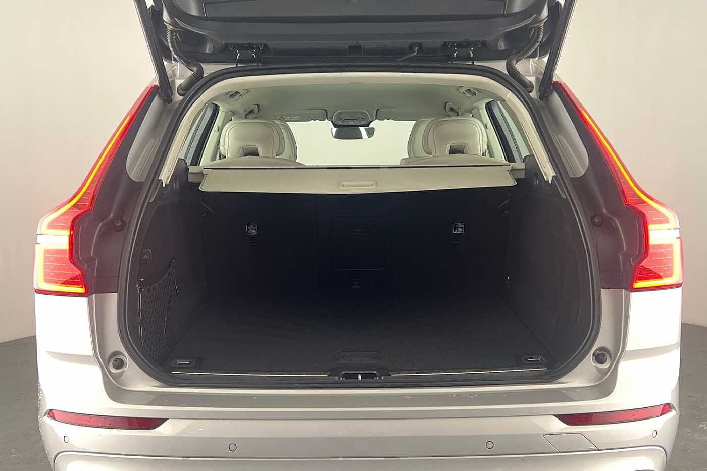 Used Volvo XC60 2022 for sale - 77614324: Photo 8