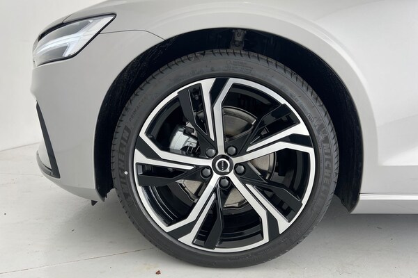 Used Volvo V60 2025 for sale - 75439767: Photo 24