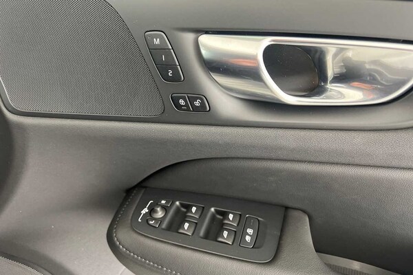 Used Volvo V60 2025 for sale - 75439767: Photo 28