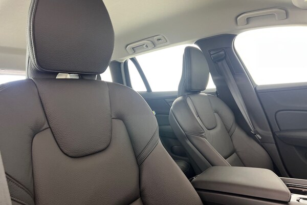 Used Volvo V60 2025 for sale - 75439767: Photo 30