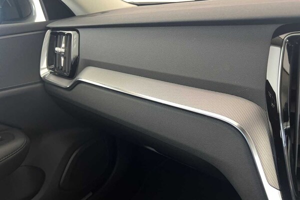Used Volvo V60 2025 for sale - 75439767: Photo 33