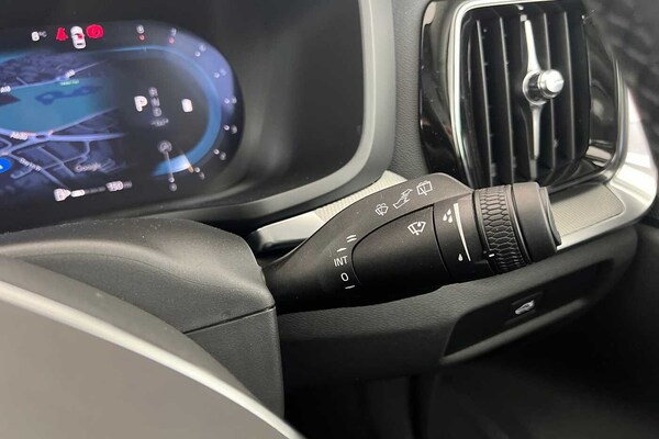 Used Volvo V60 2025 for sale - 75439767: Photo 39
