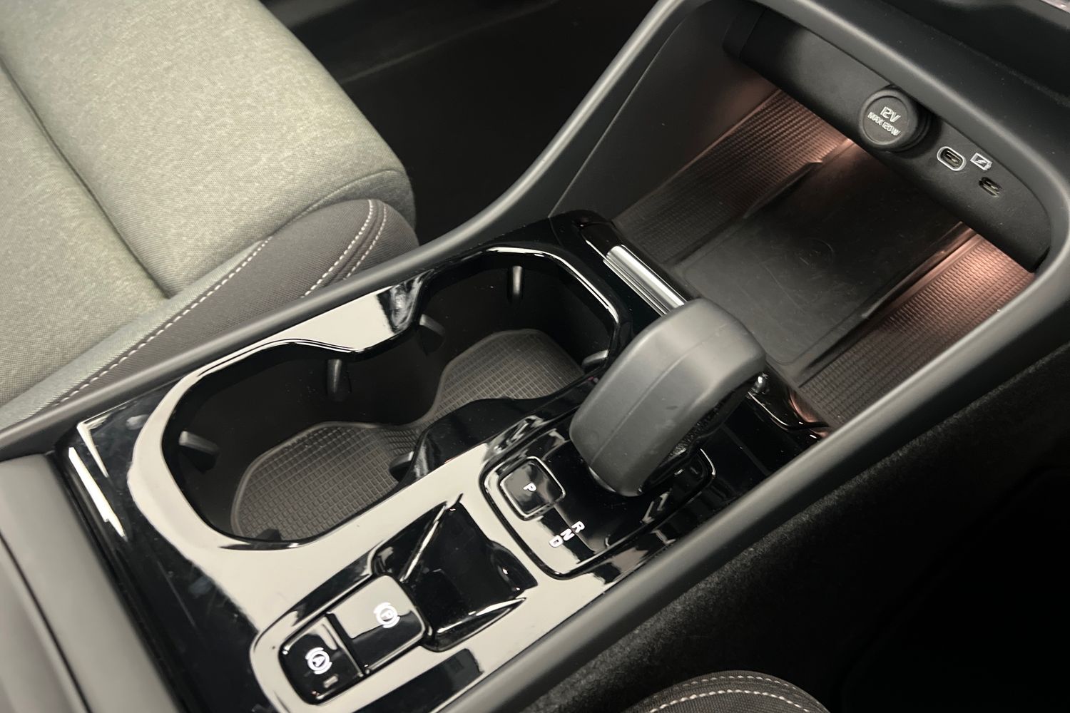 Used Volvo XC40 2023 for sale - 76195985: Photo 13