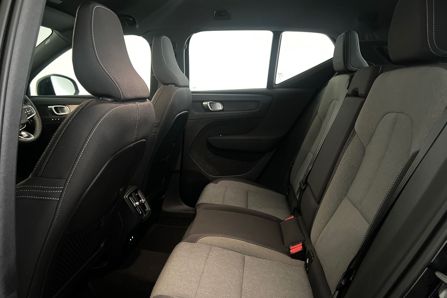 Used Volvo XC40 2023 for sale - 76195985: Photo 17