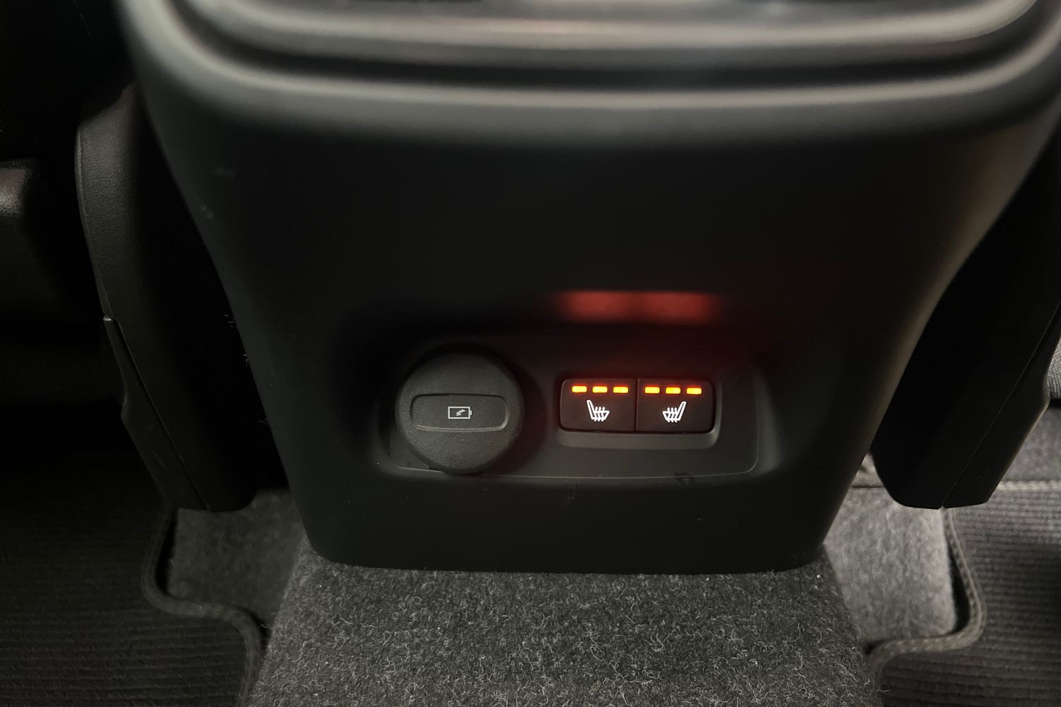 Used Volvo XC40 2023 for sale - 76195985: Photo 27