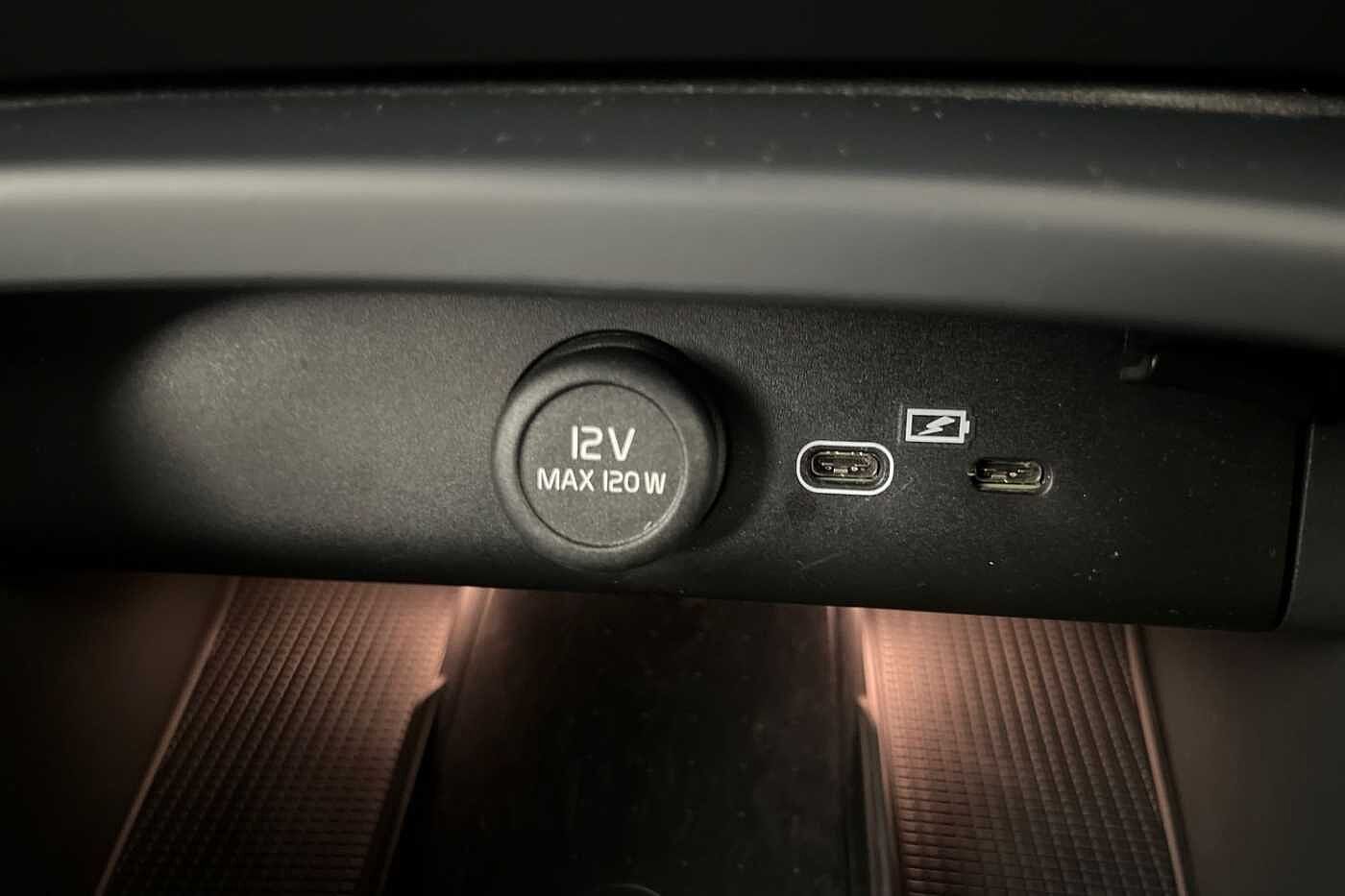 Used Volvo XC40 2023 for sale - 76195985: Photo 37