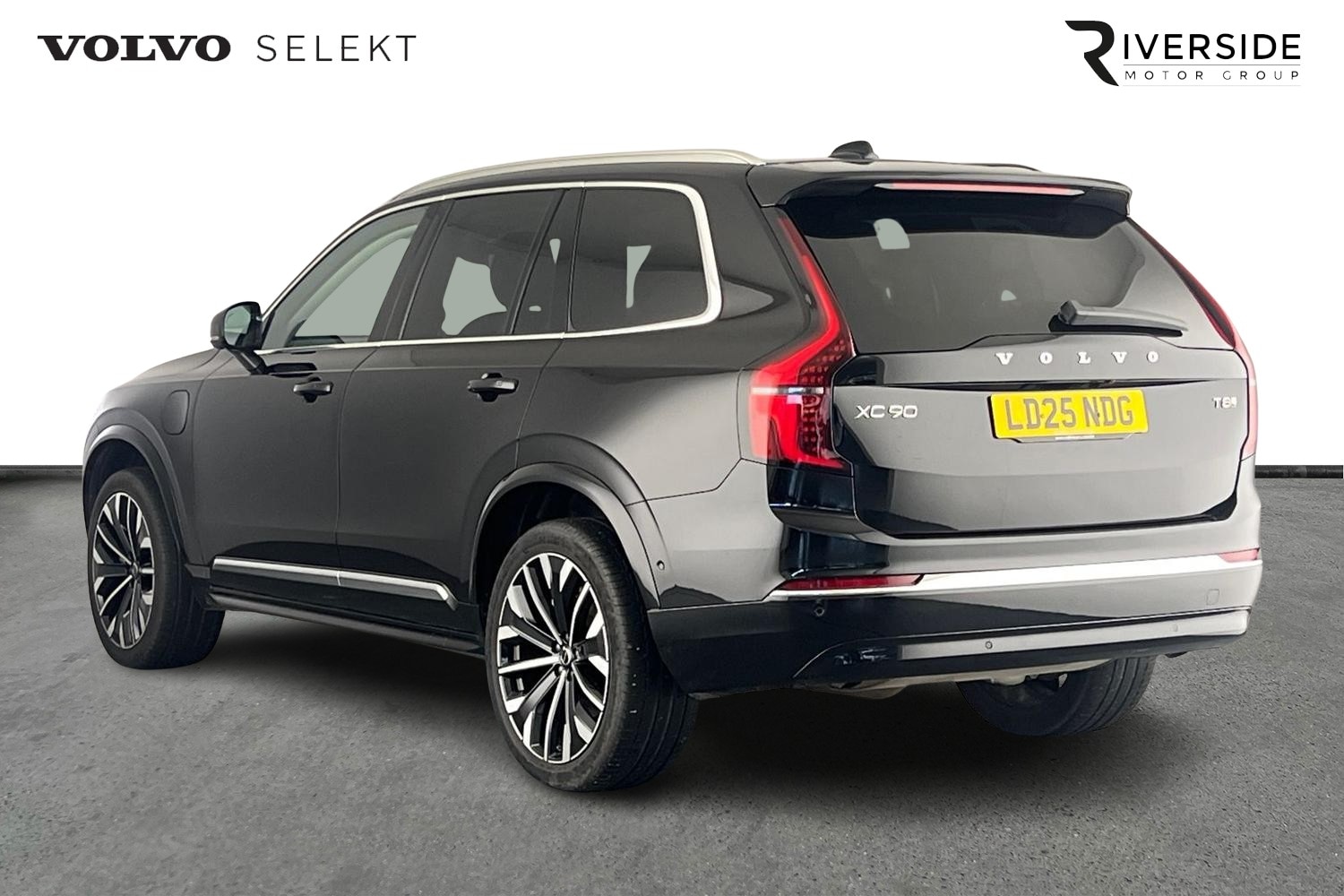 Used Volvo XC90 2025 for sale - 76796324: Photo 3