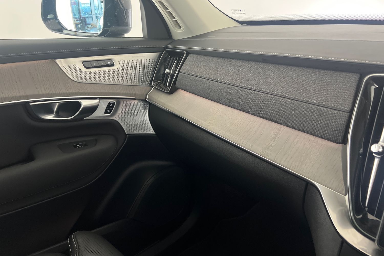 Used Volvo XC90 2025 for sale - 76796324: Photo 34