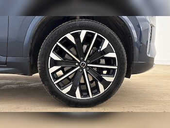 Used Volvo XC90 2025 for sale - 78254769: Photo