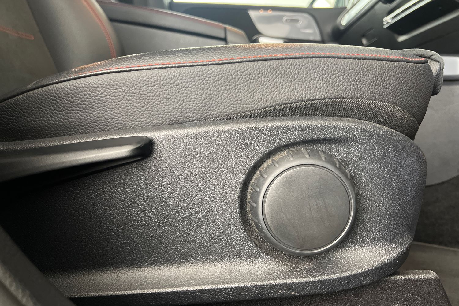 Used Mercedes-Benz GLB 2023 for sale - 76640297: Photo 31