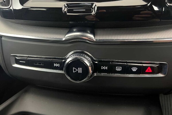 Used Volvo XC60 2022 for sale - 75439999: Photo 14