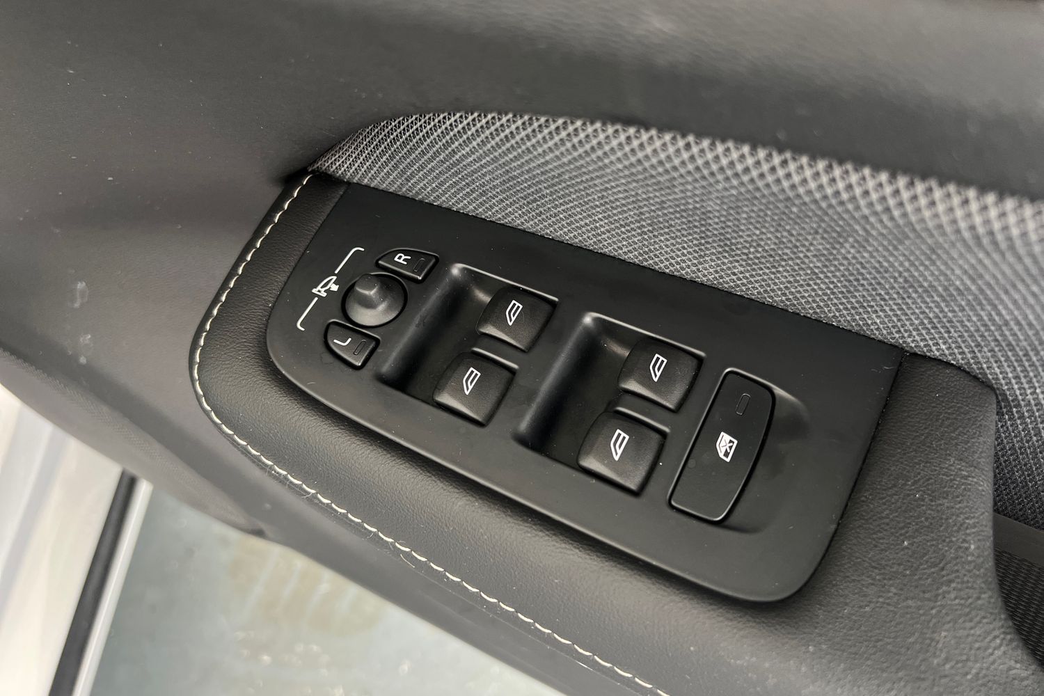 Used Volvo S60 2020 for sale - 76630256: Photo 29