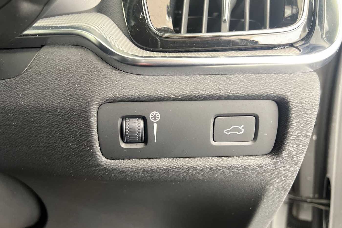 Used Volvo S60 2020 for sale - 76630256: Photo 37