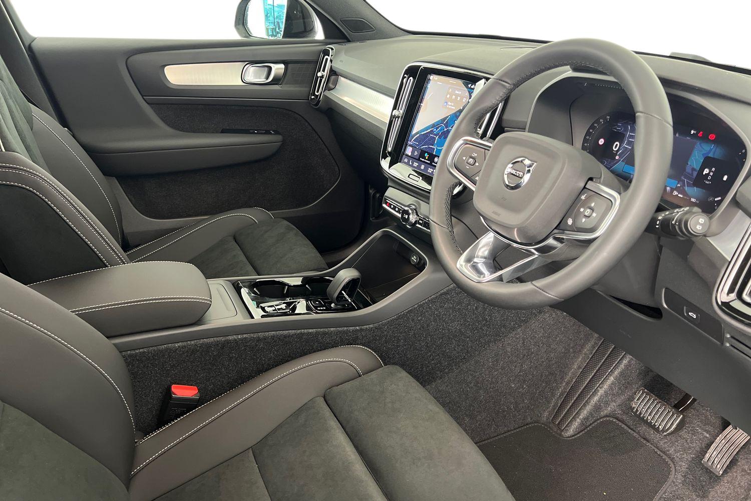 Used Volvo XC40 2025 for sale - 77035868: Photo 10