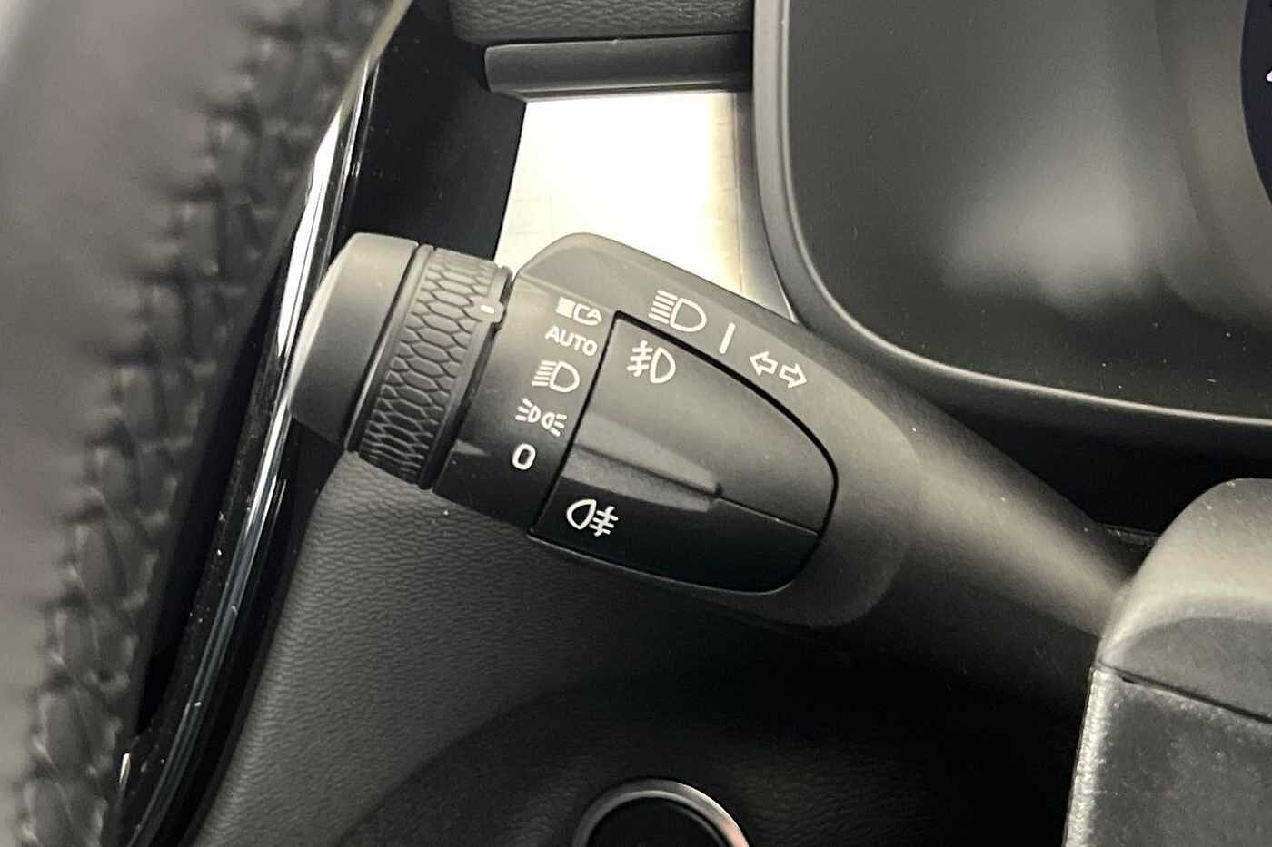 Used Volvo XC40 2025 for sale - 77035868: Photo 32