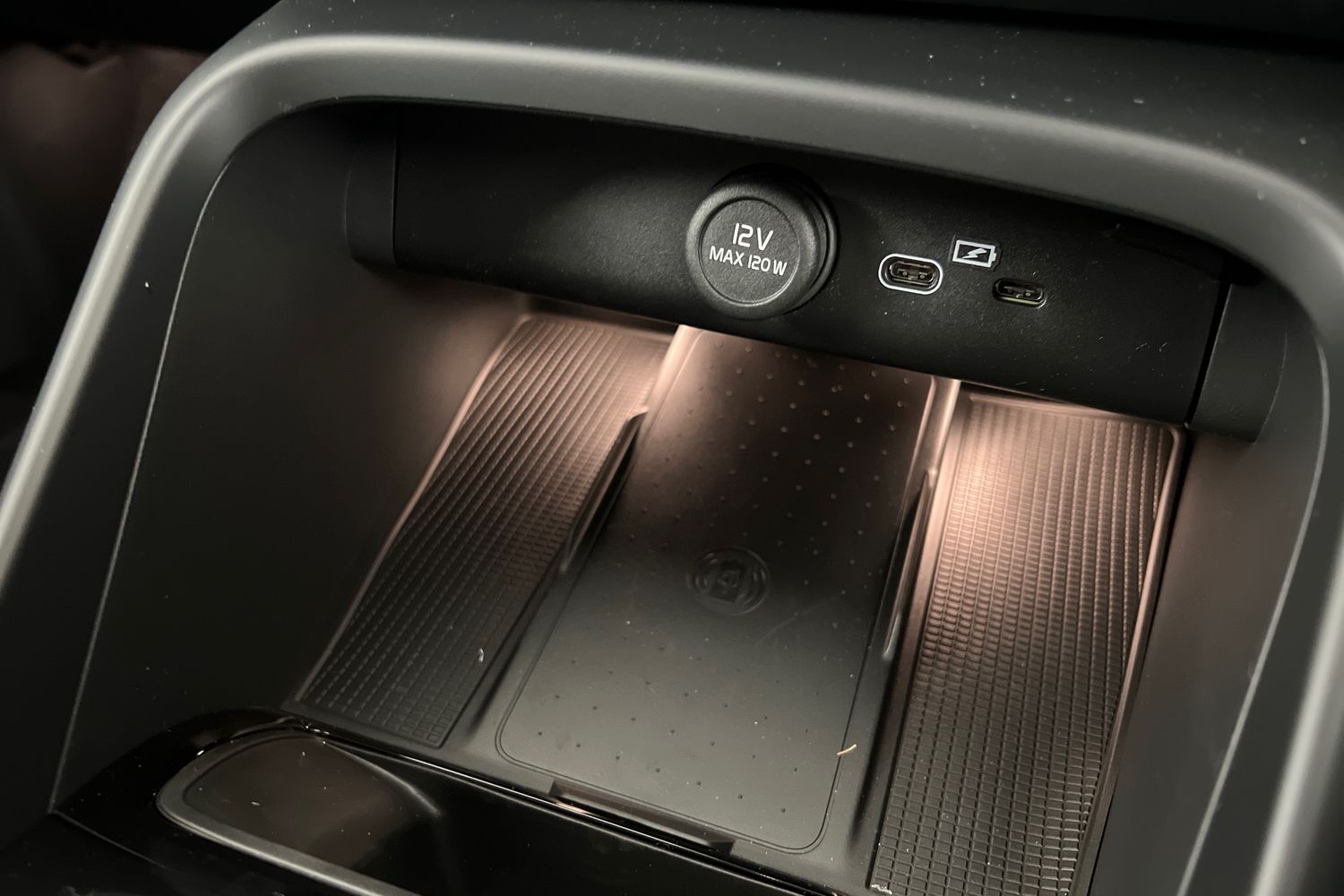 Used Volvo XC40 2025 for sale - 77035868: Photo 35