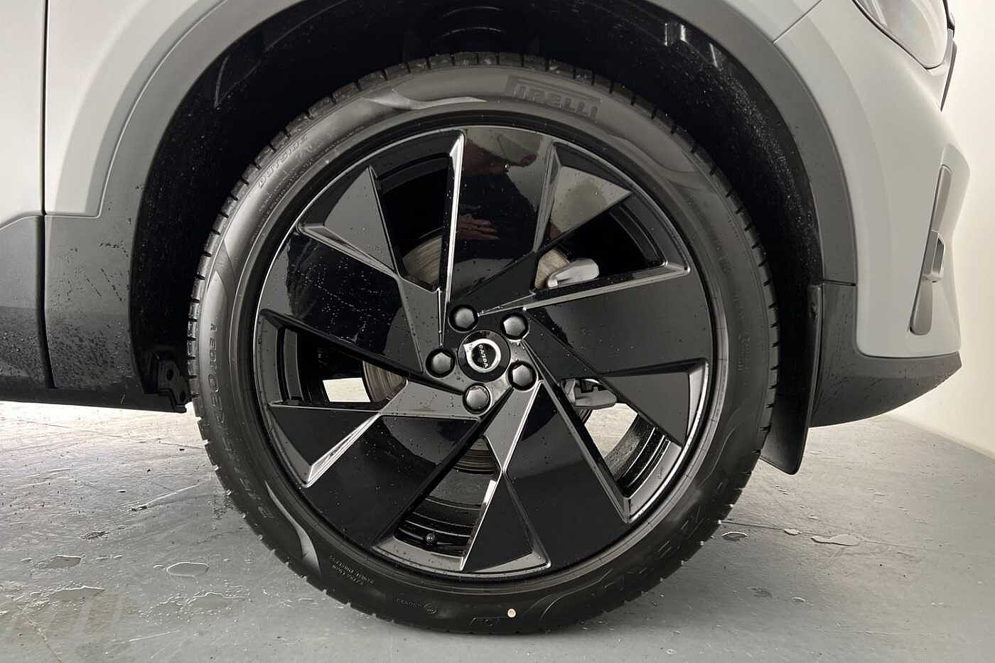 Used Volvo XC40 2025 for sale - 77035868: Photo 5