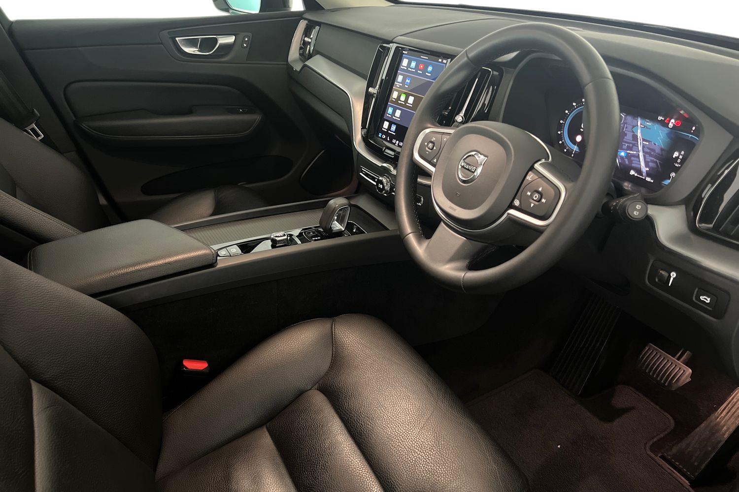 Used Volvo XC60 2022 for sale - 76130408: Photo 10