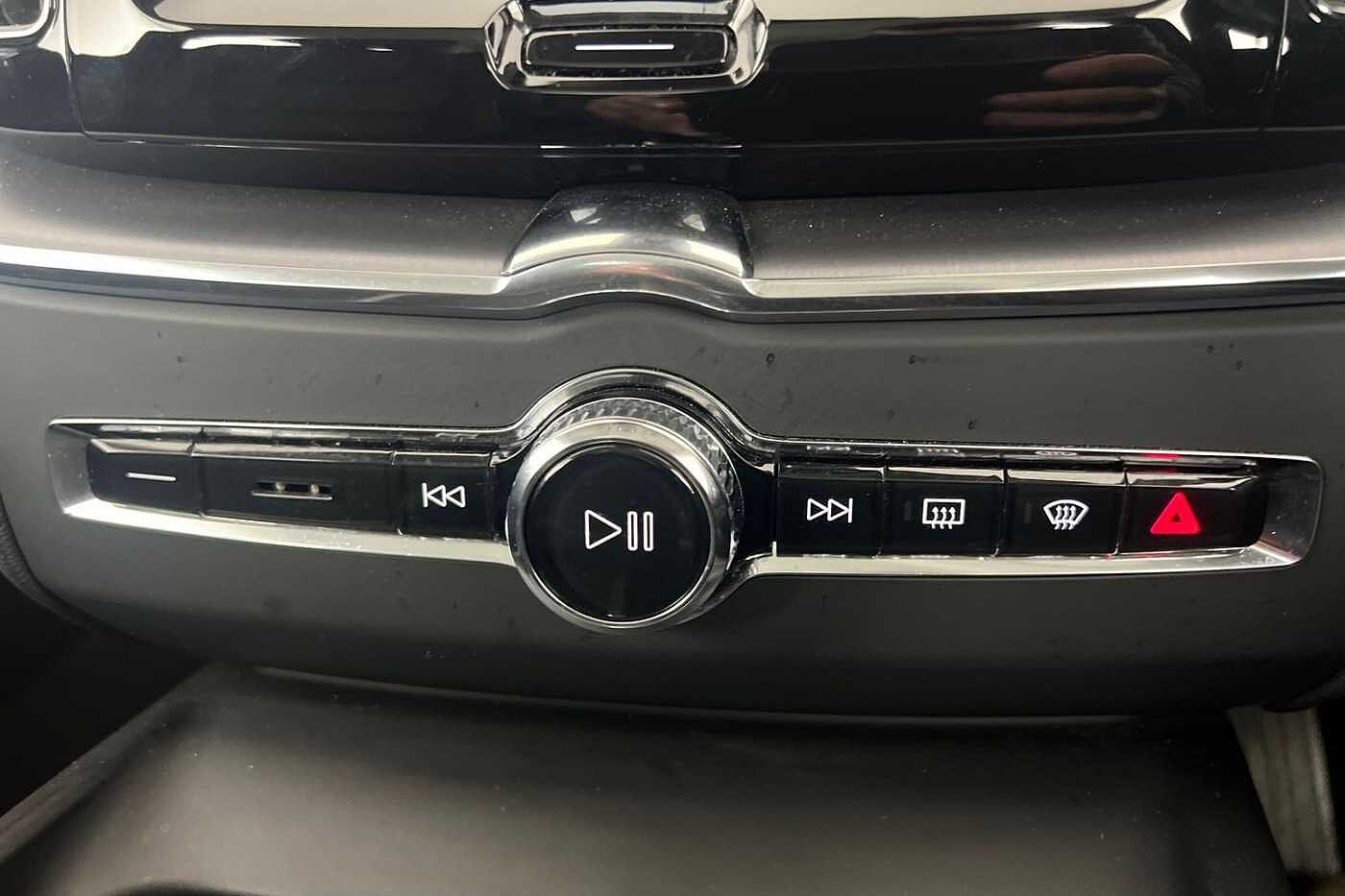 Used Volvo XC60 2022 for sale - 76130408: Photo 14