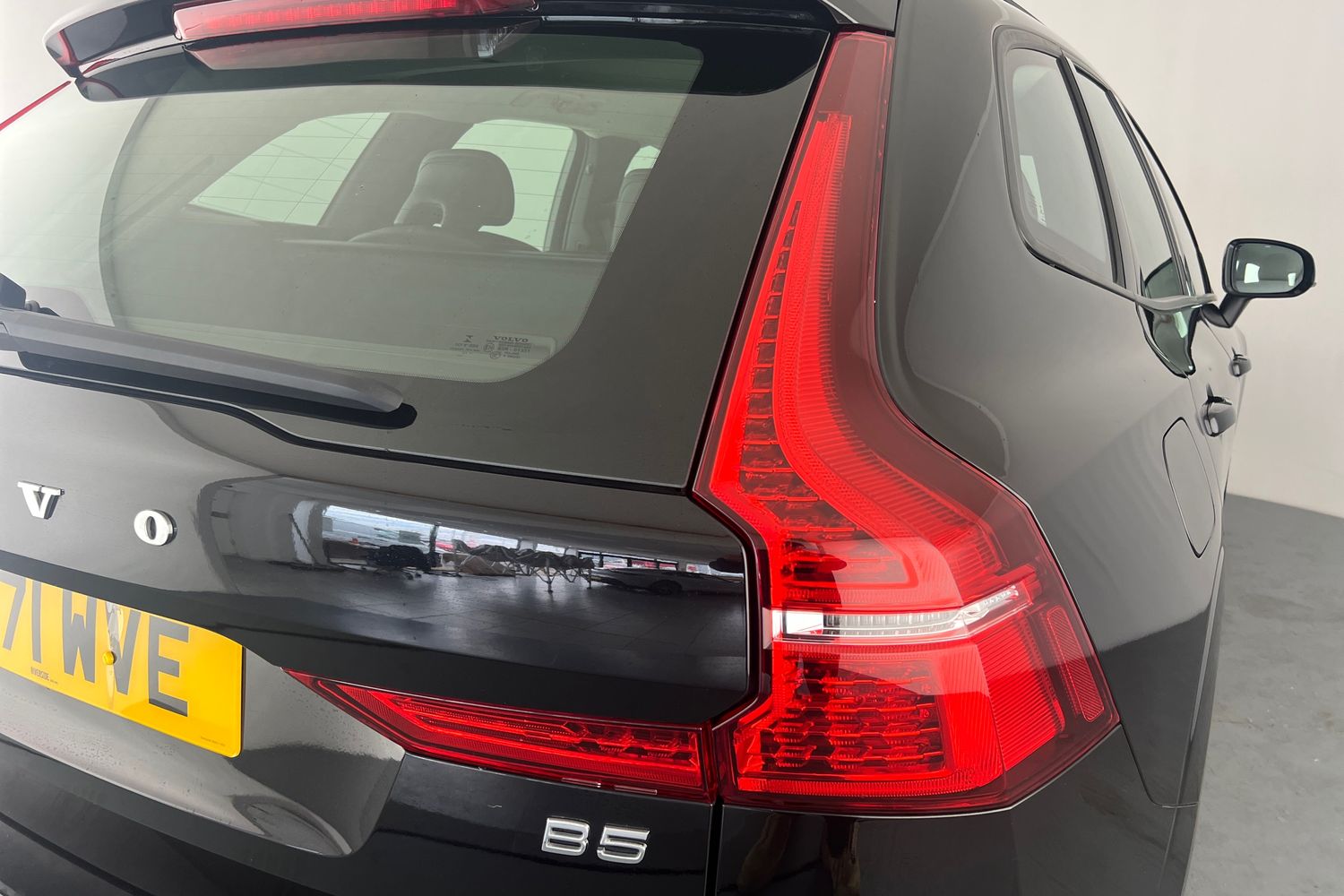 Used Volvo XC60 2022 for sale - 76130408: Photo 20