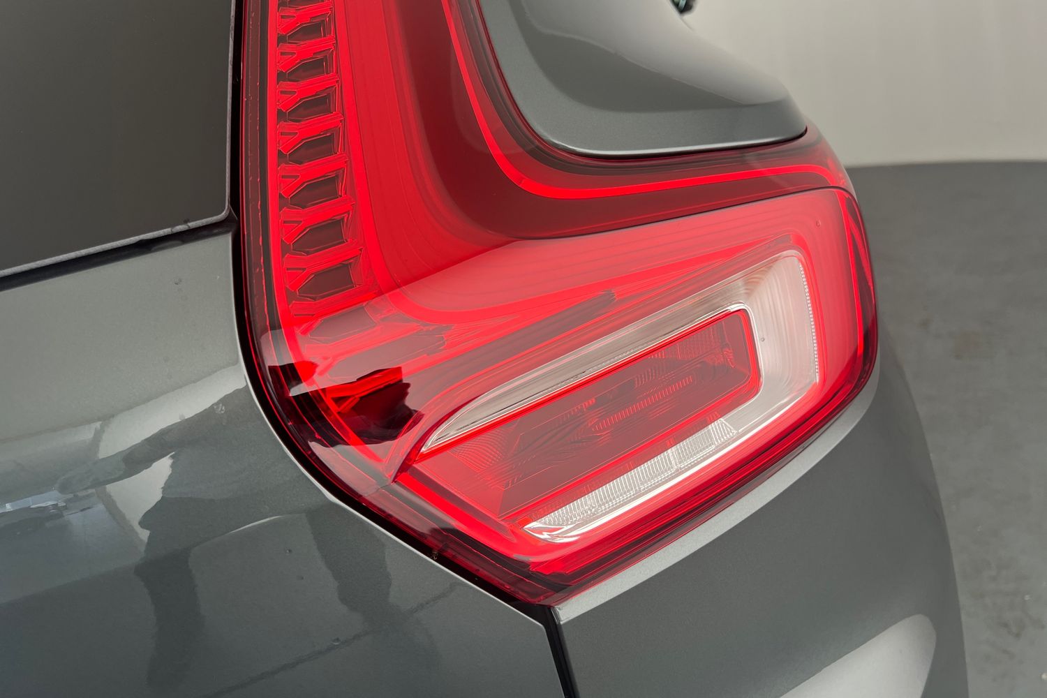 Used Volvo XC40 2025 for sale - 76614941: Photo 20