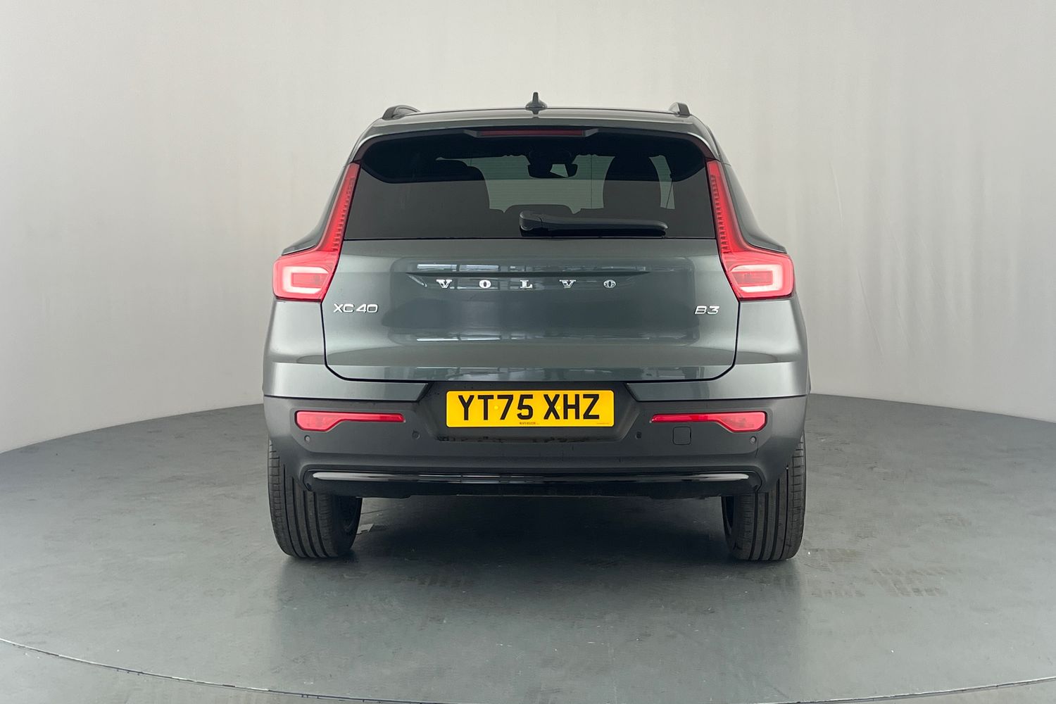 Used Volvo XC40 2025 for sale - 76614941: Photo 25