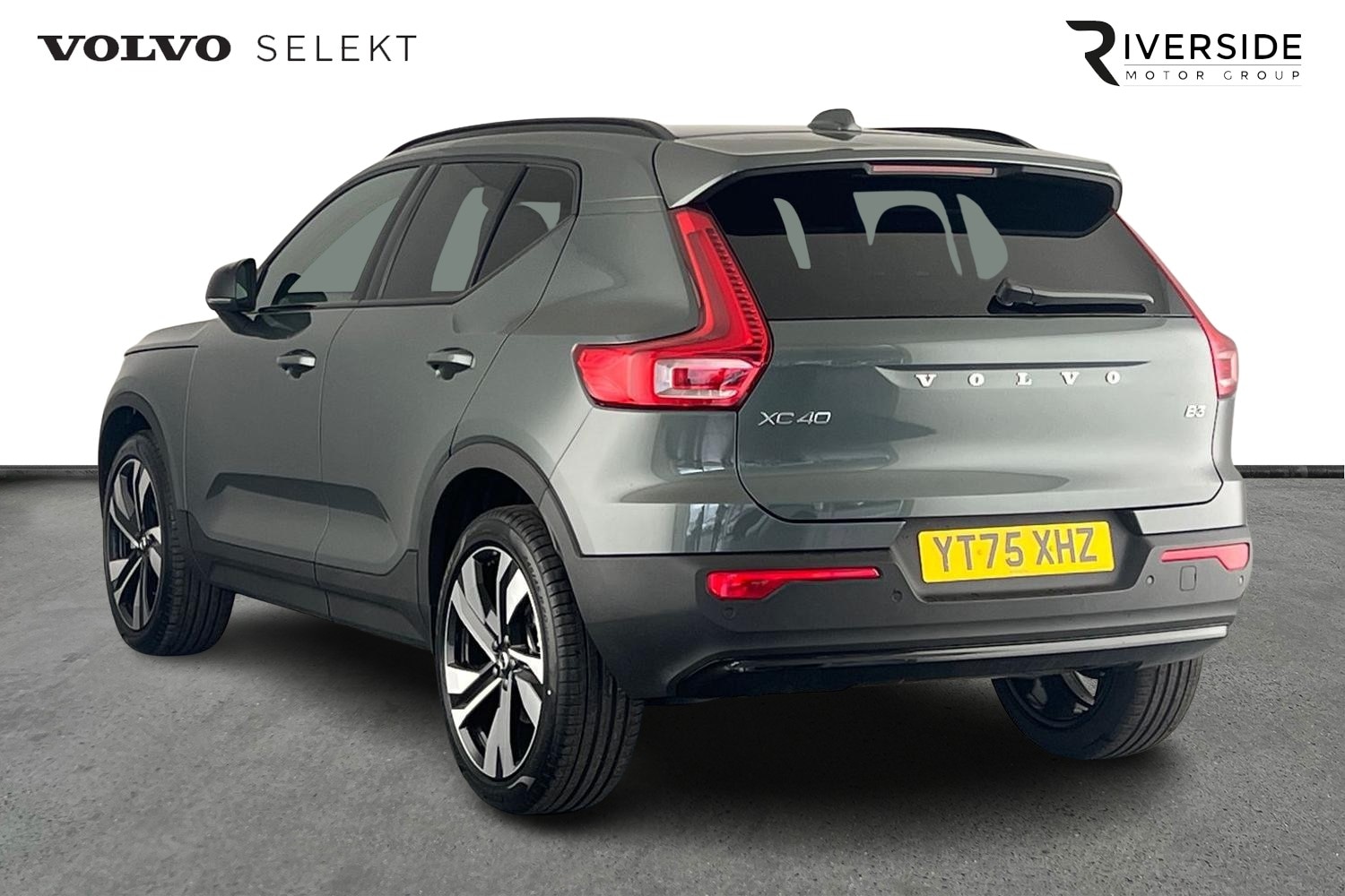 Used Volvo XC40 2025 for sale - 76614941: Photo 3