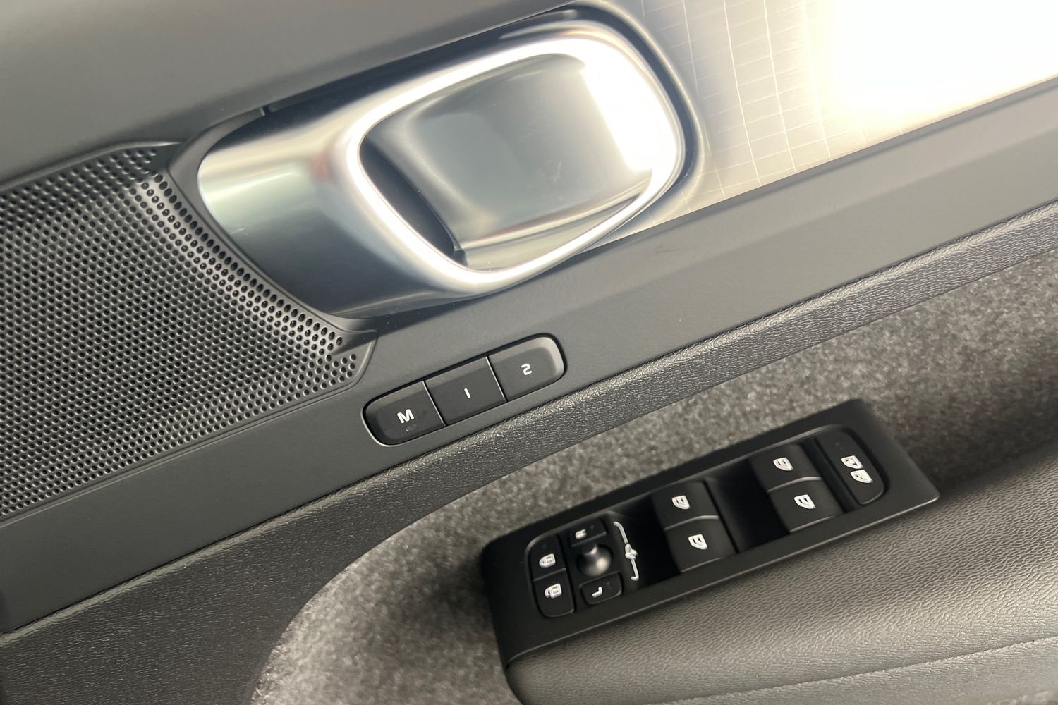 Used Volvo XC40 2025 for sale - 76614941: Photo 32