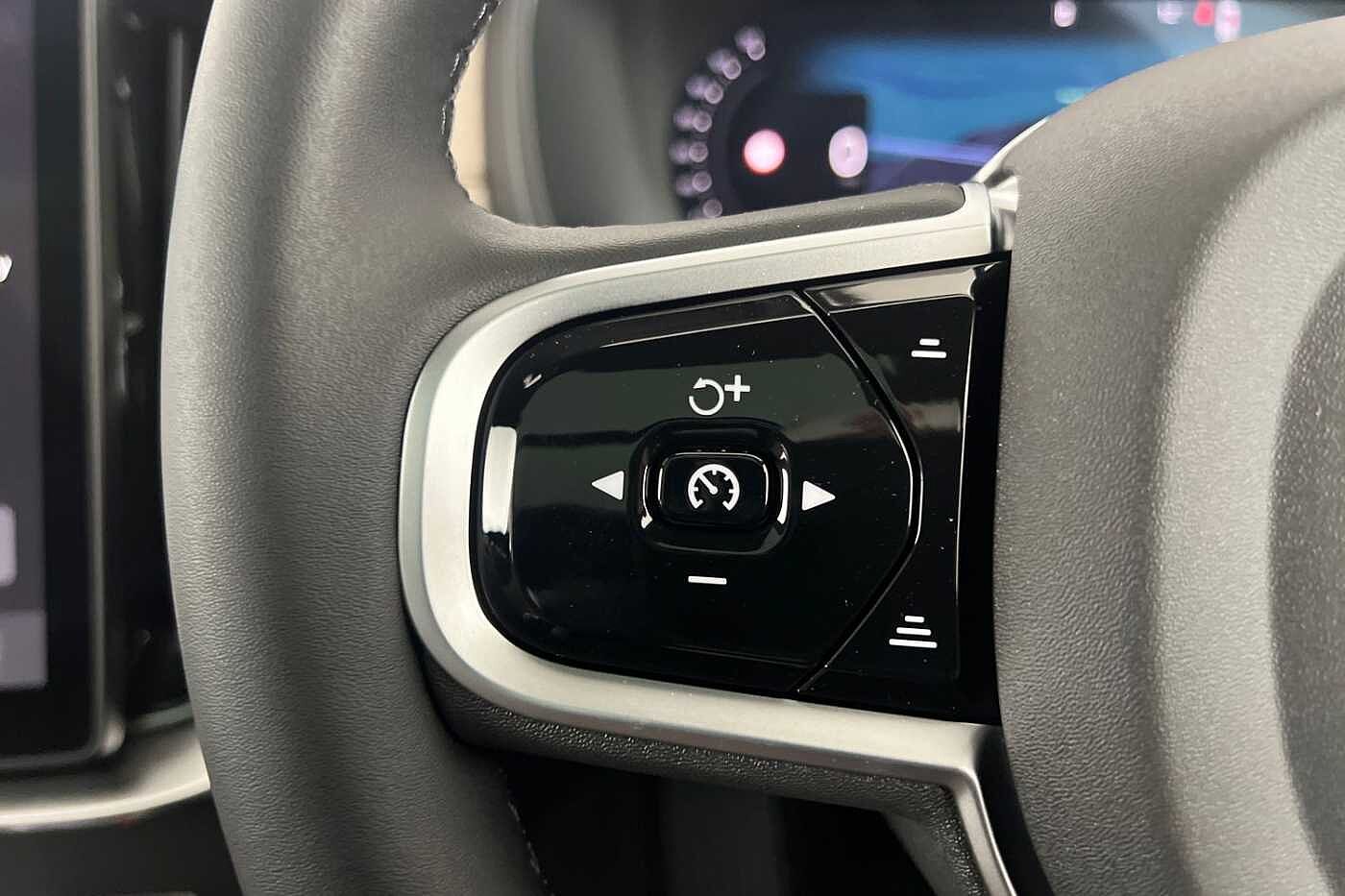 Used Volvo XC90 2025 for sale - 76479679: Photo 11