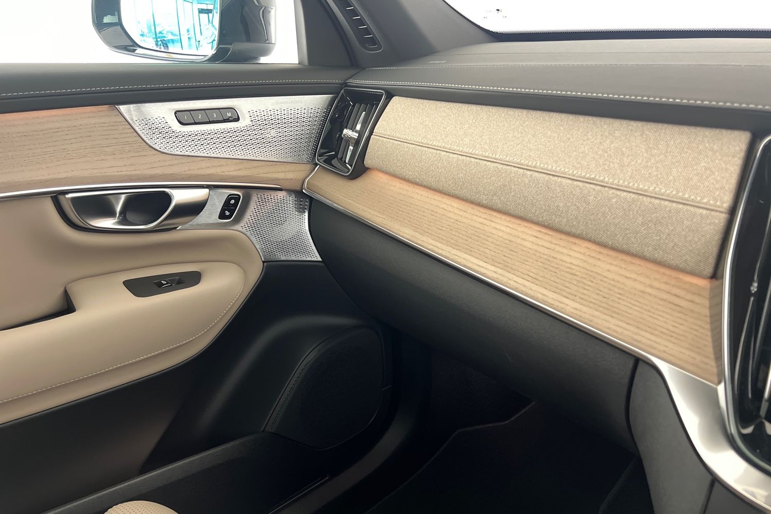 Used Volvo XC90 2025 for sale - 76479679: Photo 35