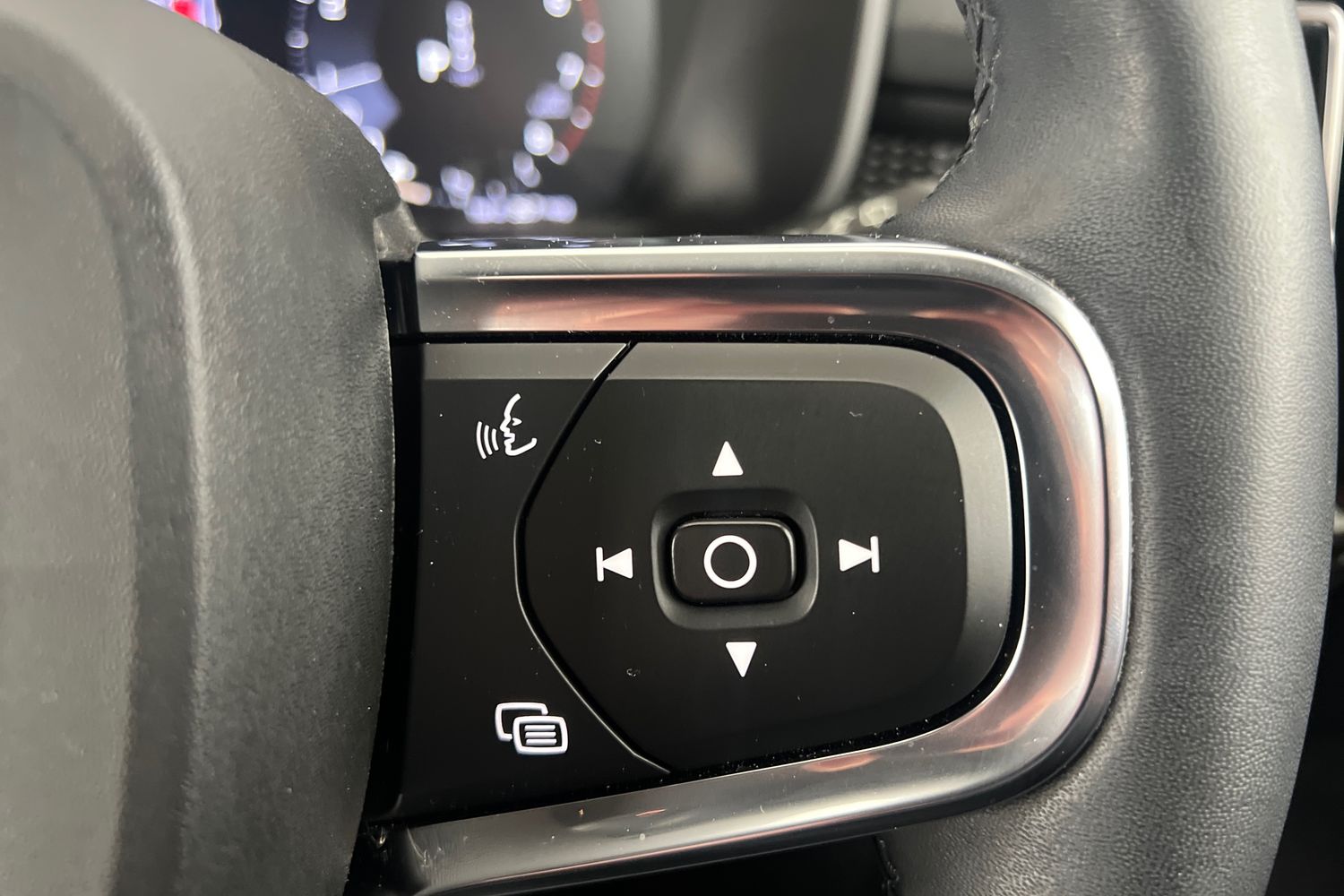 Used Volvo XC40 2022 for sale - 76780292: Photo 12