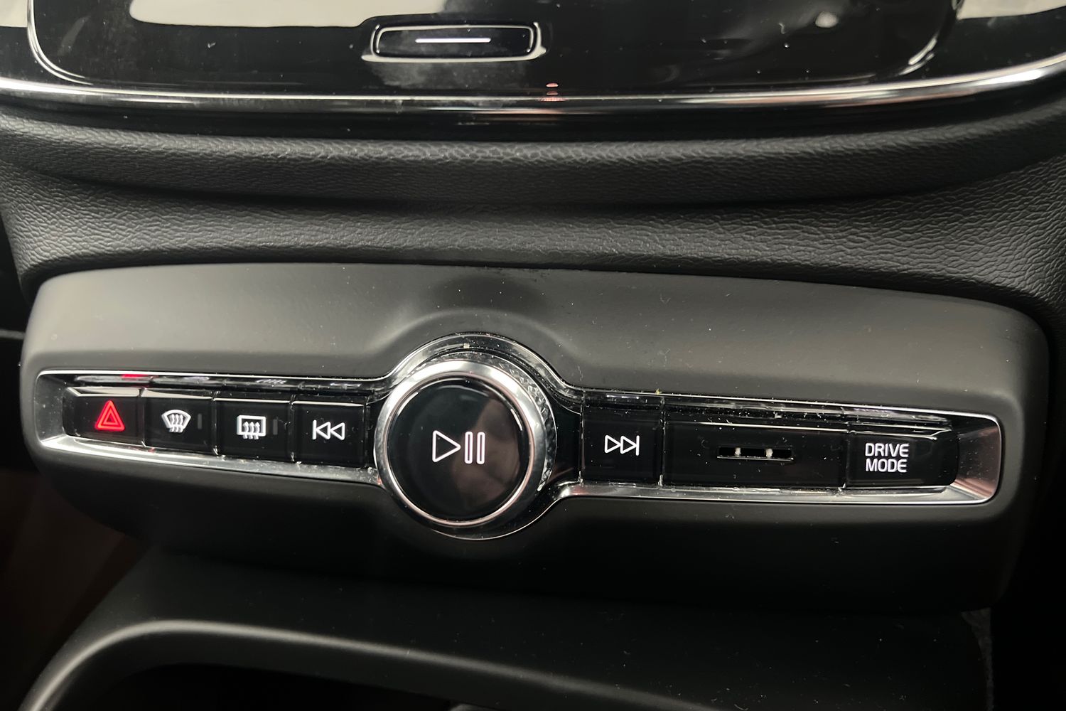 Used Volvo XC40 2022 for sale - 76780292: Photo 14