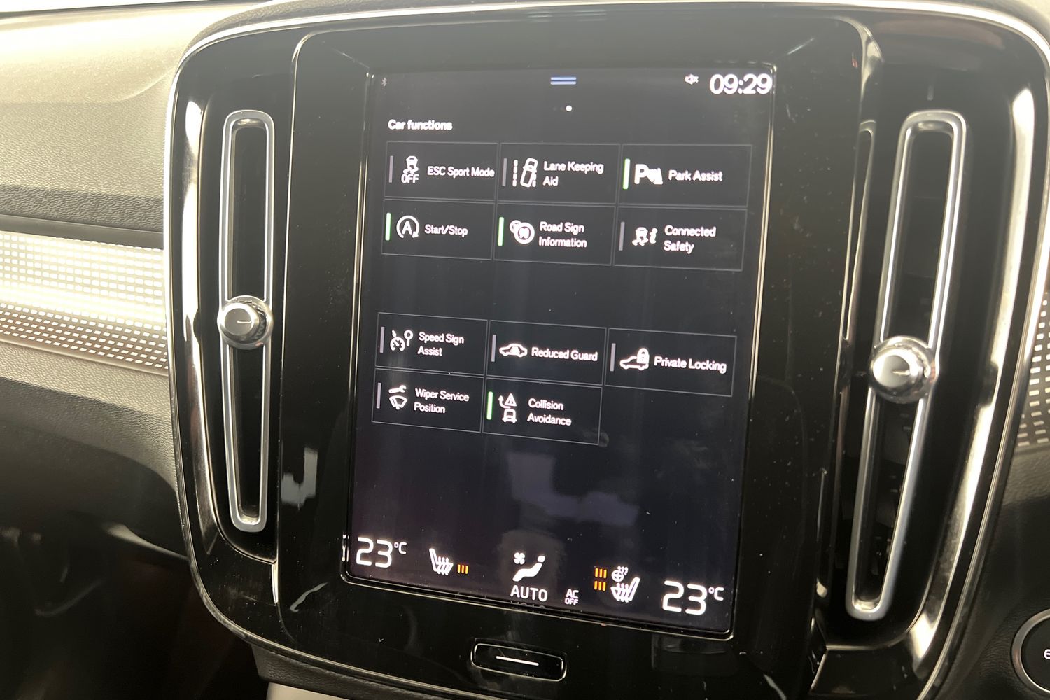 Used Volvo XC40 2022 for sale - 76780292: Photo 16