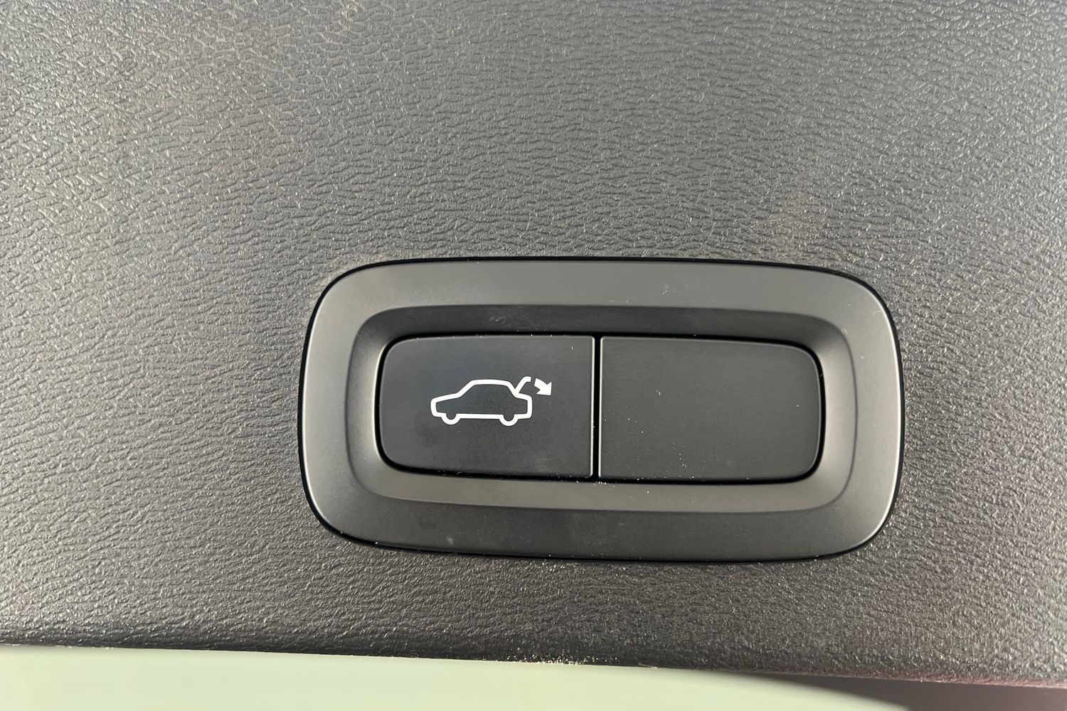 Used Volvo XC40 2022 for sale - 76780292: Photo 22