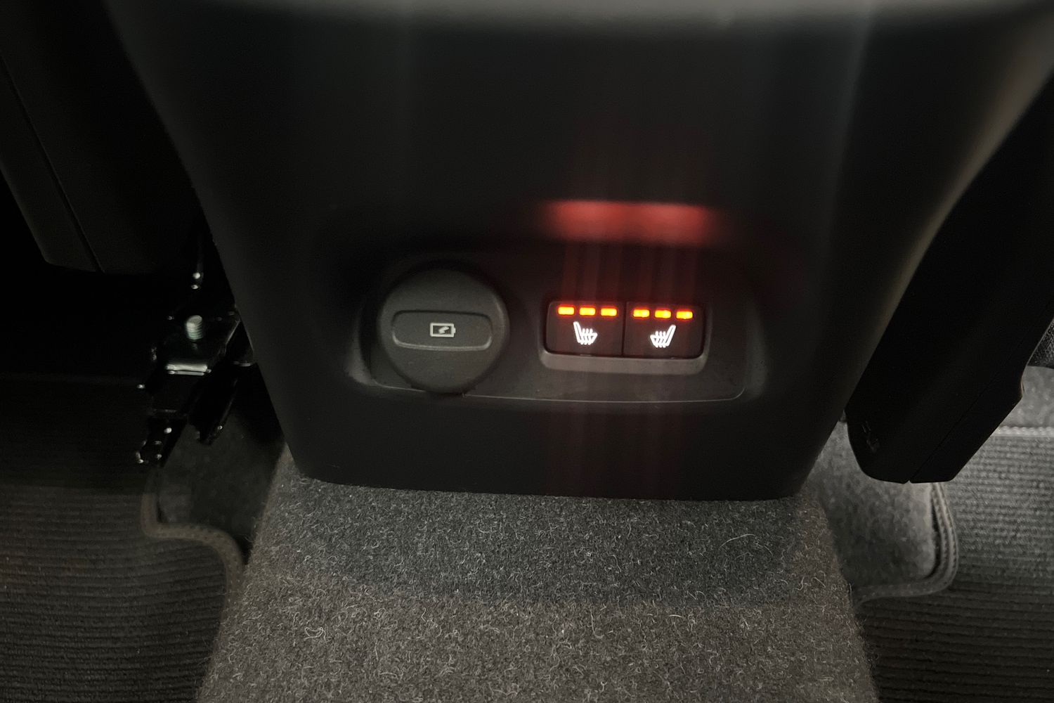 Used Volvo XC40 2022 for sale - 76780292: Photo 27