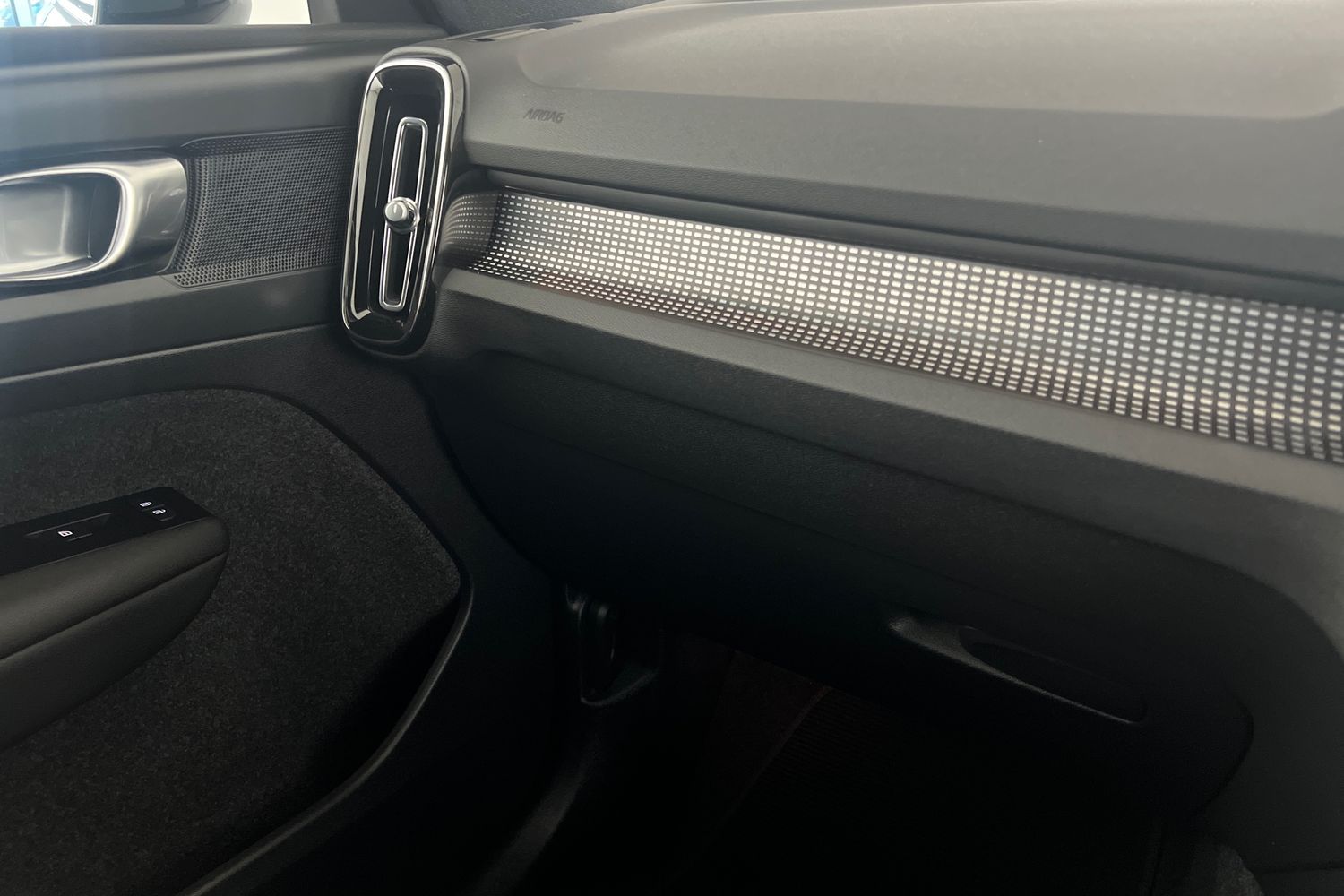 Used Volvo XC40 2022 for sale - 76780292: Photo 31