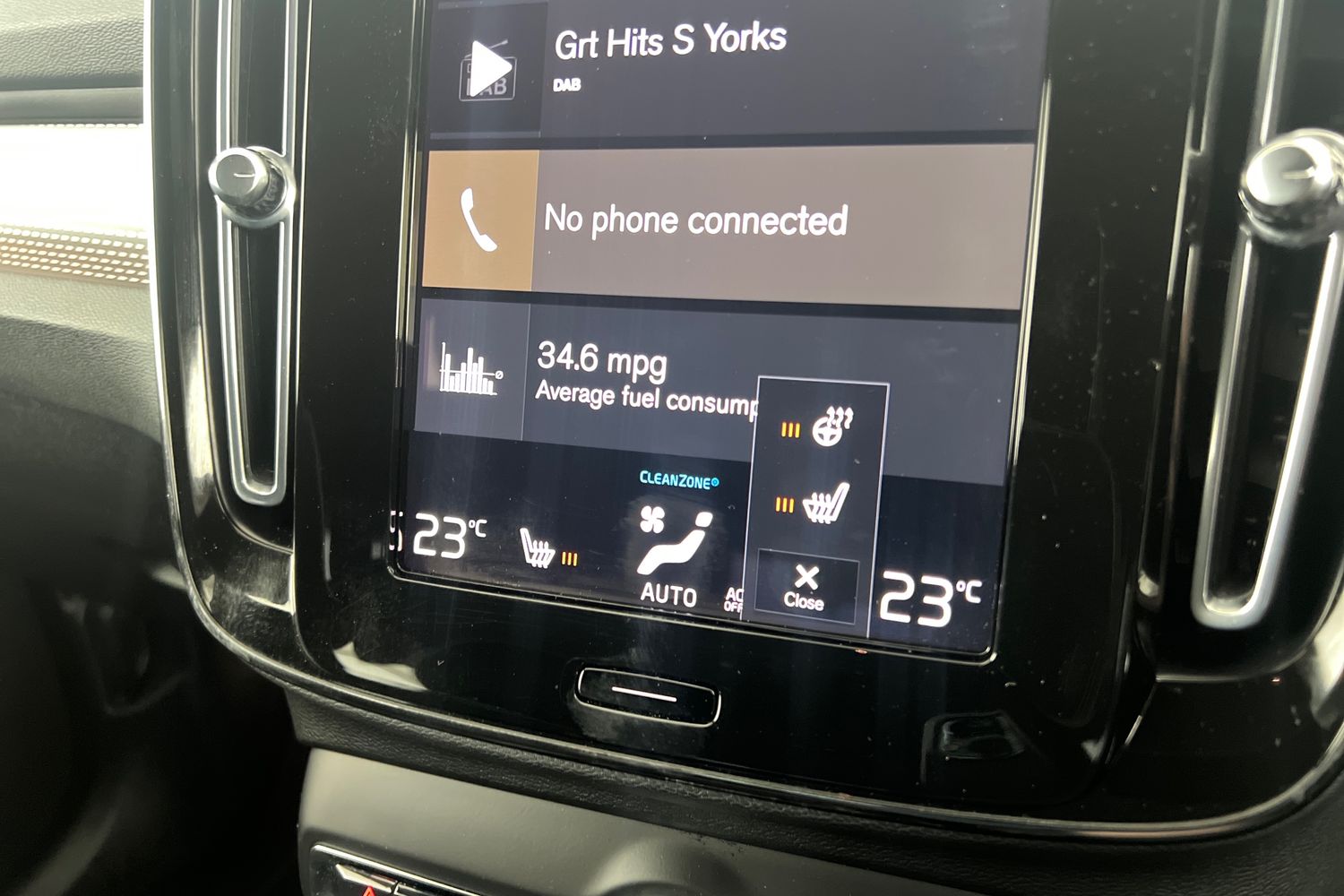 Used Volvo XC40 2022 for sale - 76780292: Photo 33