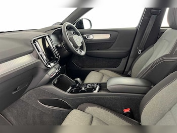 Used Volvo XC40 2022 for sale - 79241226: Photo