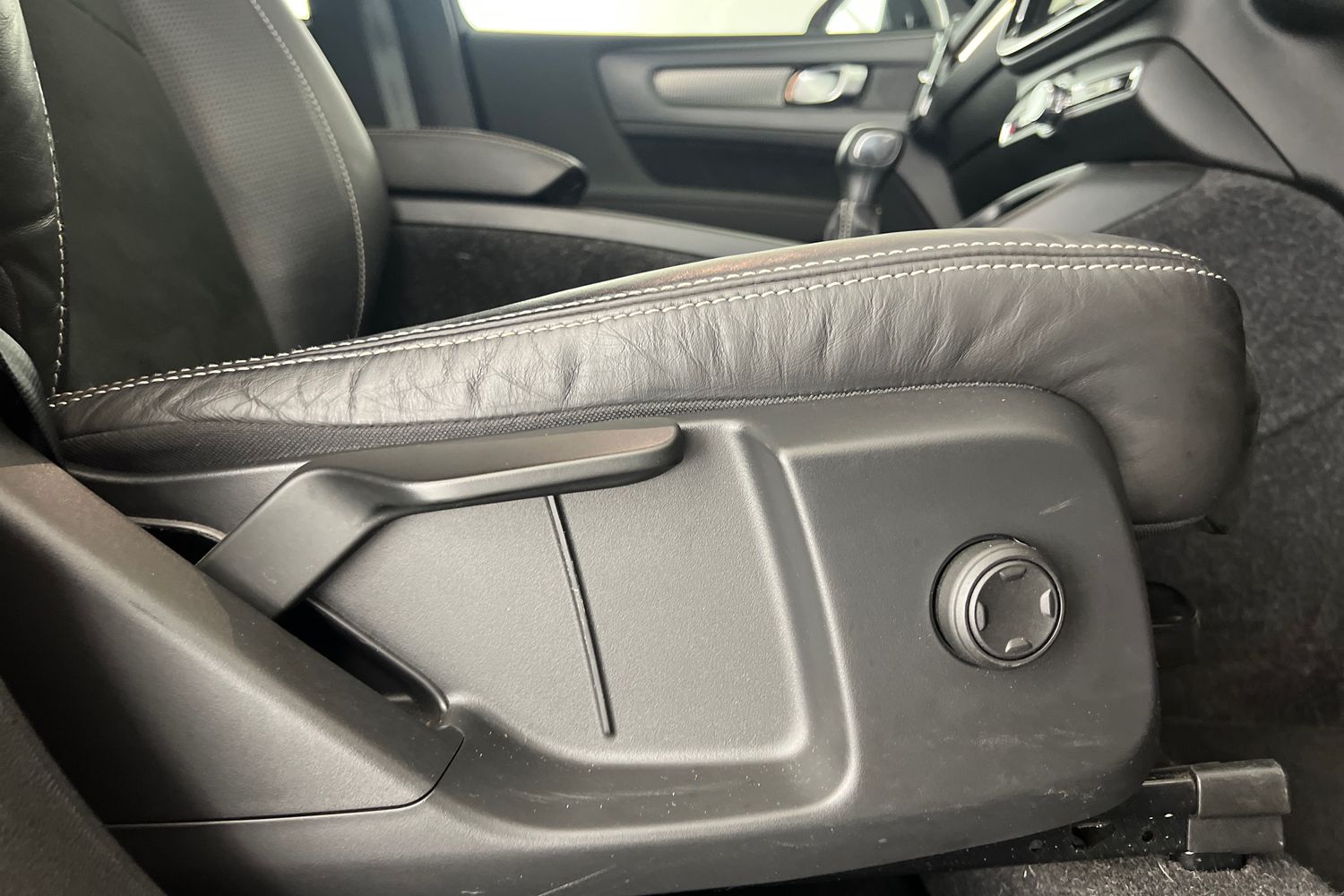 Used Volvo XC40 2019 for sale - 77005236: Photo 29