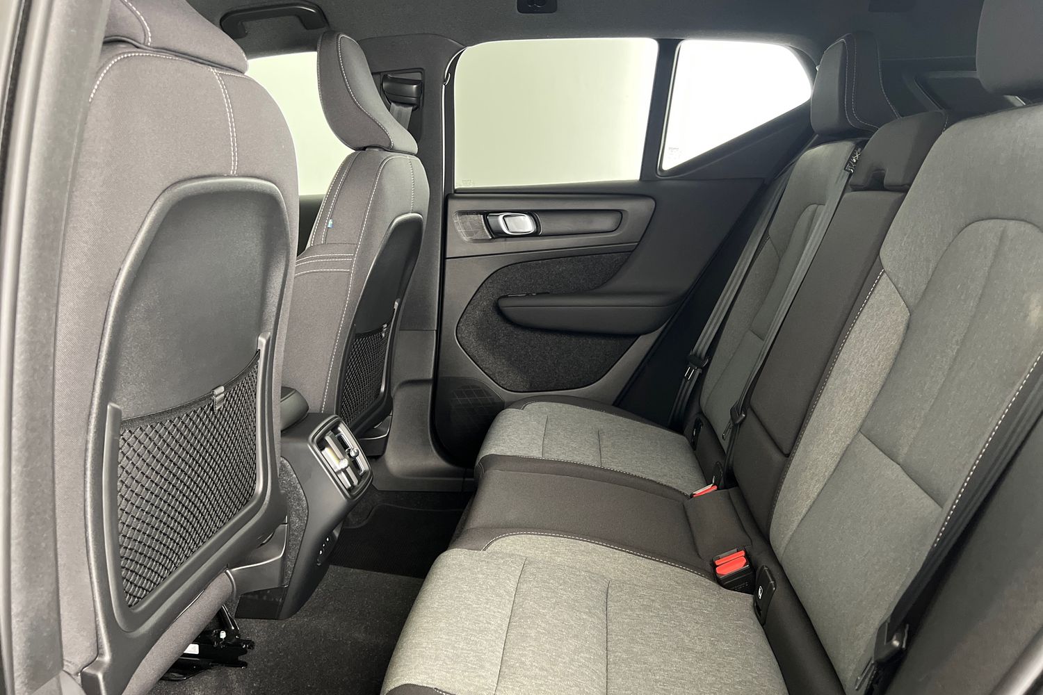 Used Volvo XC40 2023 for sale - 76780303: Photo 17