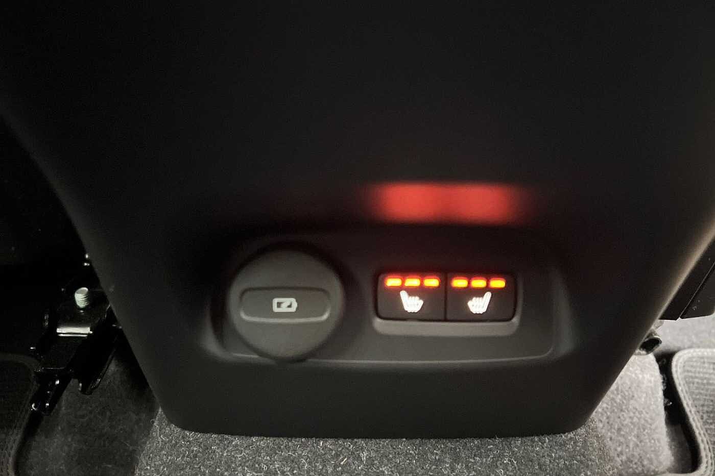 Used Volvo XC40 2023 for sale - 76780303: Photo 28