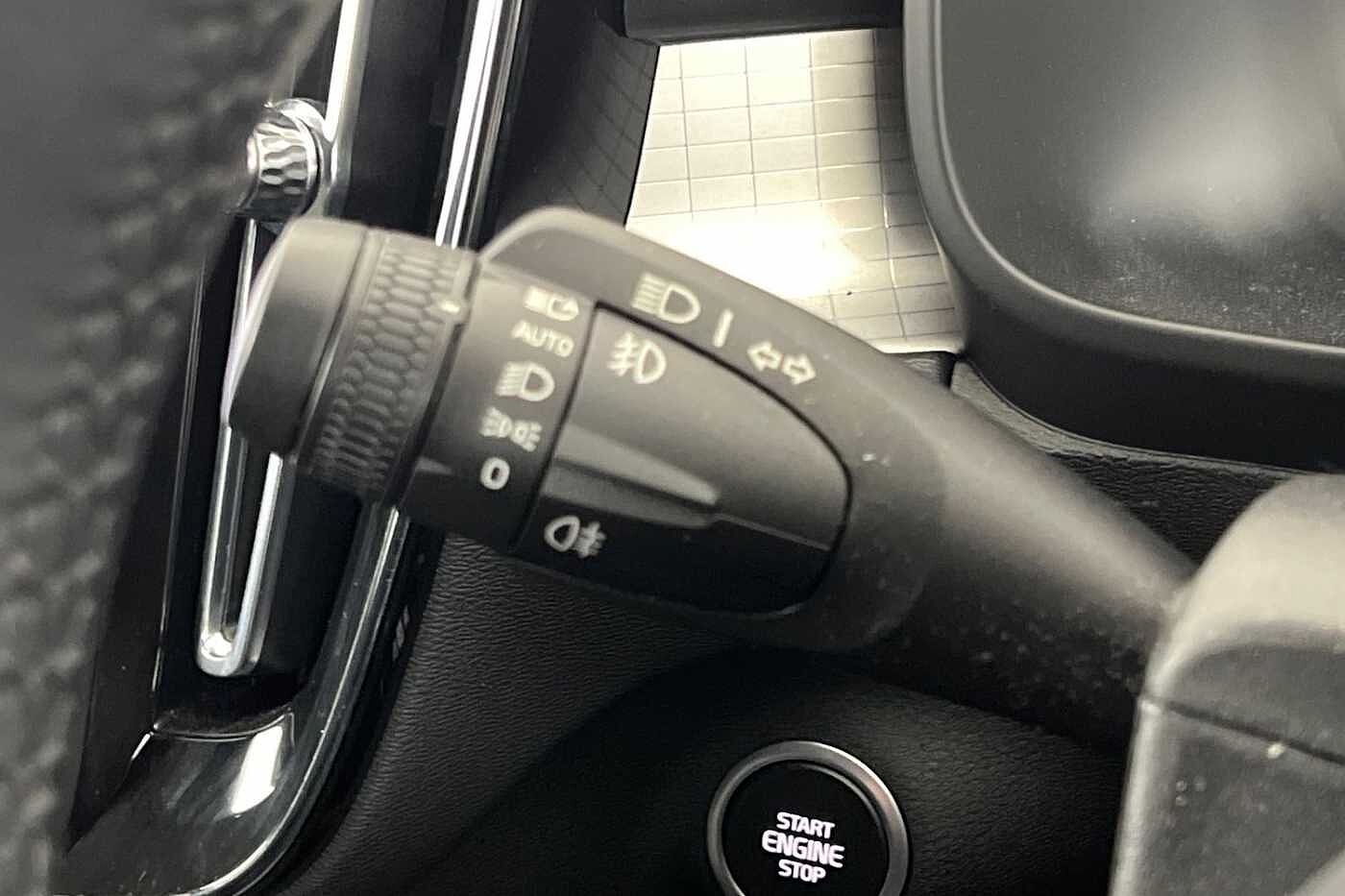 Used Volvo XC40 2023 for sale - 76780303: Photo 32