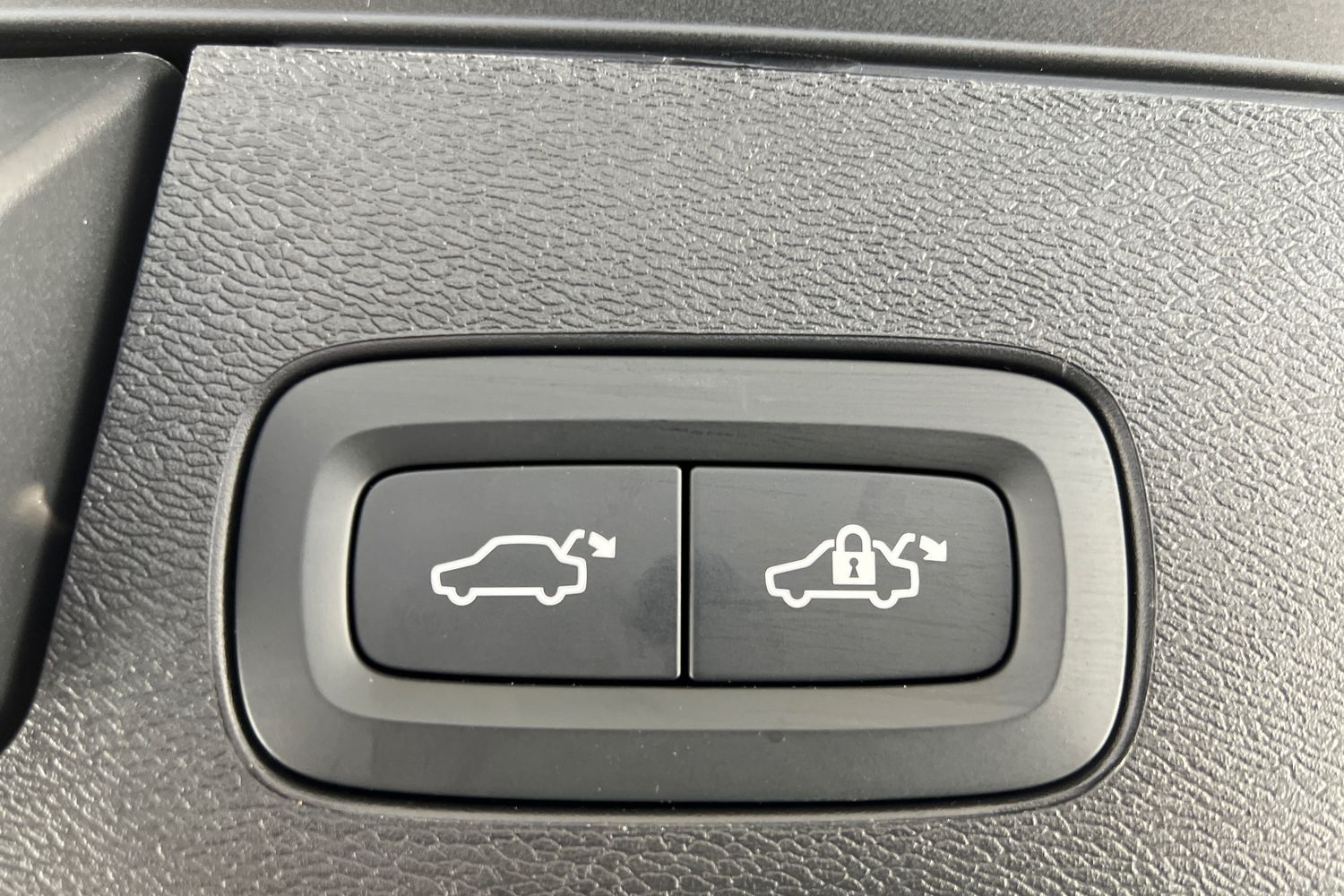 Used Volvo XC60 2025 for sale - 76344100: Photo 22