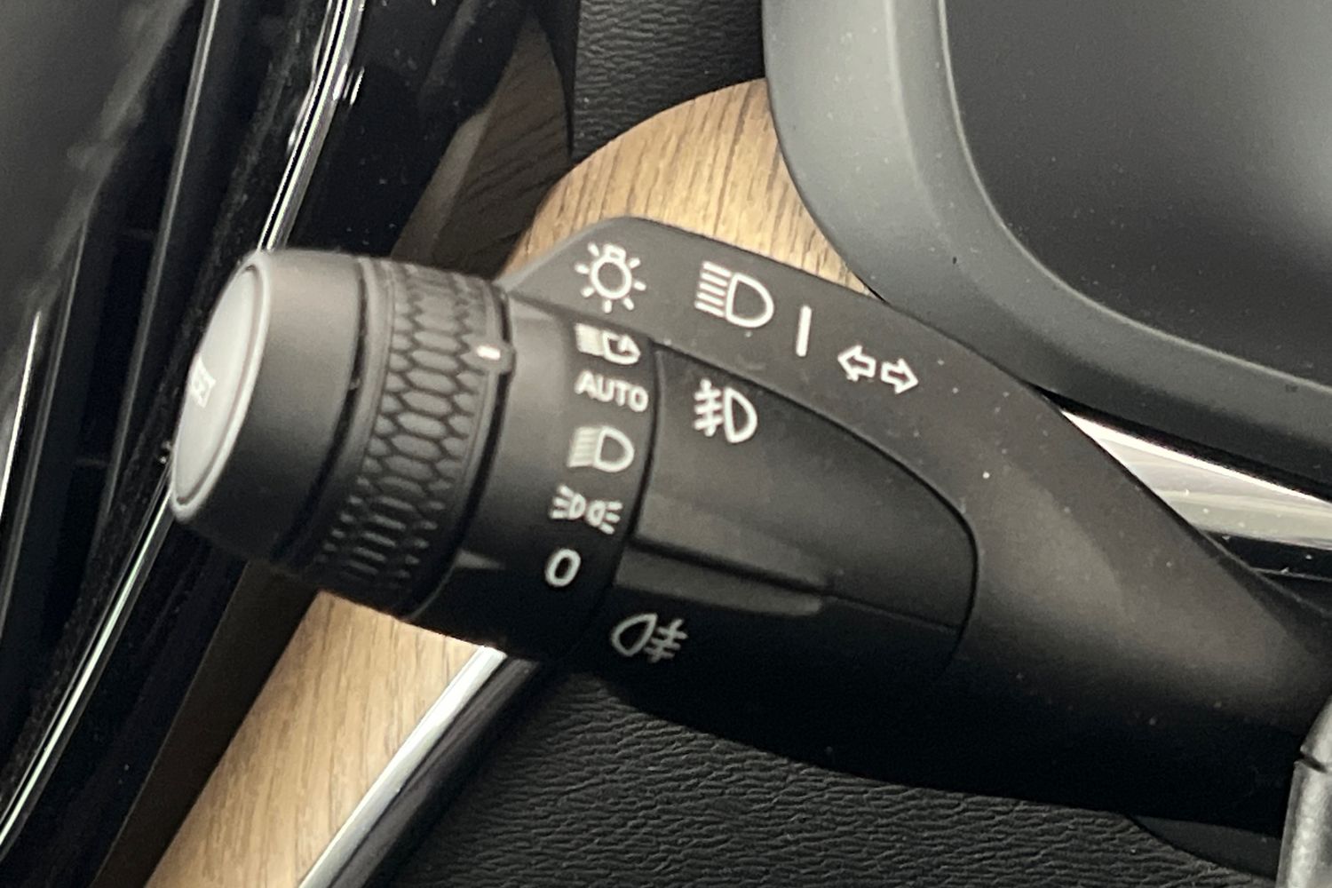 Used Volvo XC60 2025 for sale - 76344100: Photo 32