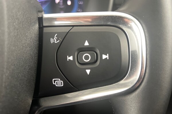 Used Volvo XC40 2024 for sale - 75629621: Photo 12