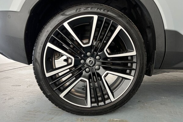 Used Volvo XC40 2024 for sale - 75629621: Photo 23
