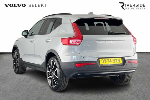 Used Volvo XC40 2024 for sale - 75629621: Photo 3